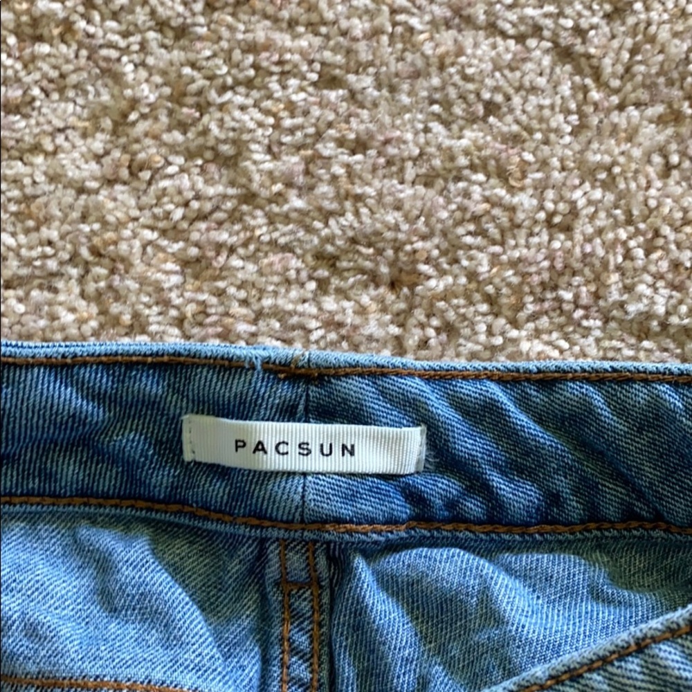PacSun Jean Mom Short - Picture 3 of 3